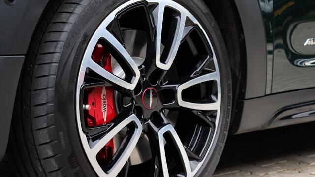 Mini COUNTRYMAN Mini 2.0 John Cooper Works ALL4 Chili | Harman/Kardon | Panoramadak | Head-up | Adaptieve Cruise Control