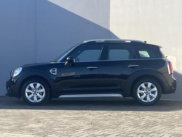 Mini COUNTRYMAN Mini 2.0 Cooper D Pepper / Serious Business-pakket / Apple Carplay/Android Auto / Schuif- Kanteldak / Parkeersensoren / Harman Kardon Audio / Navigatie / Cruise Control / Climate Control /