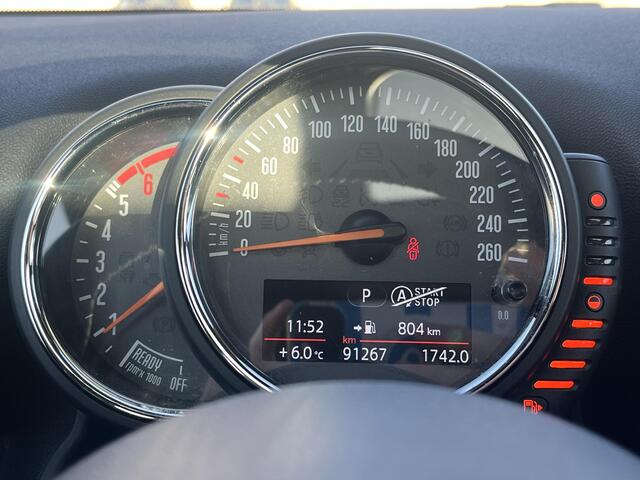 Mini COUNTRYMAN Mini 2.0 Cooper D Pepper / Serious Business-pakket / Apple Carplay/Android Auto / Schuif- Kanteldak / Parkeersensoren / Harman Kardon Audio / Navigatie / Cruise Control / Climate Control /