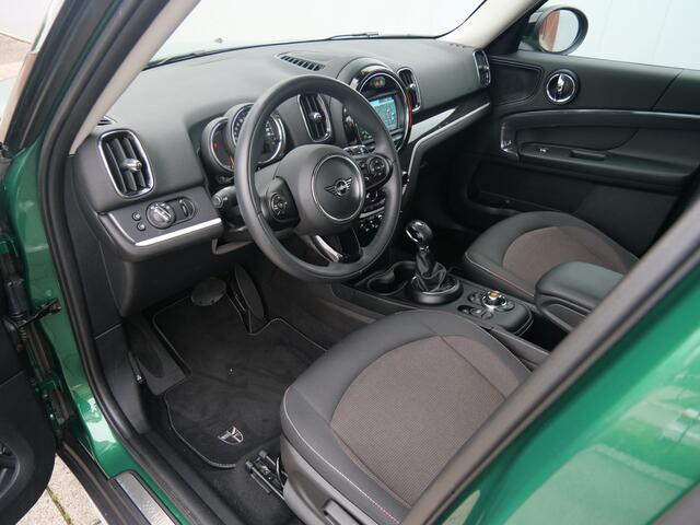 Mini COUNTRYMAN Mini Cooper S E ALL4 224 Pk Automaat Navi / Camera / Apple Carplay / Stoelverwarming