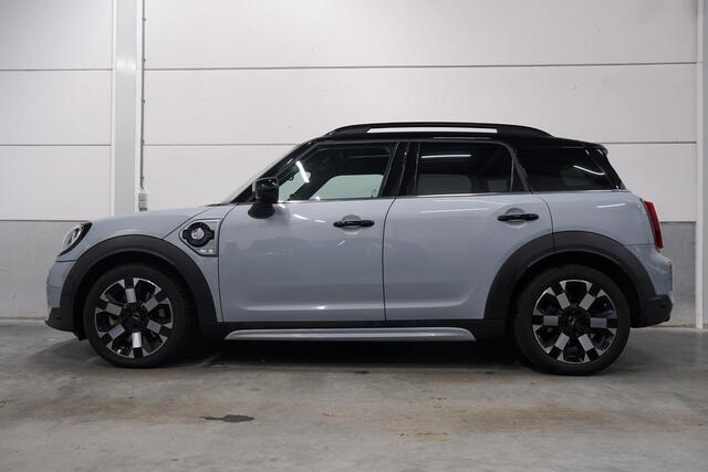 Mini COUNTRYMAN Mini 2.0 Cooper S E ALL4 Untamed Edition Panoramadak | Harman Kardon | Adapt. Cruise Control