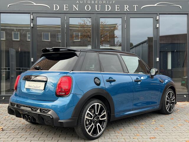 Mini John Cooper Works Mini 2.0 S JCW 5D. Aut. PANORAMA / APPLE CARPLAY 2023