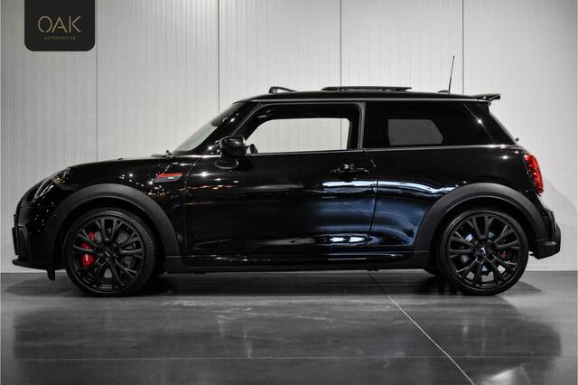 Mini John Cooper Works Mini 2.0 F1 Aut. | Navi | Panorama | Head-Up | H&K | Camera | 18"LM | Midnight Black
