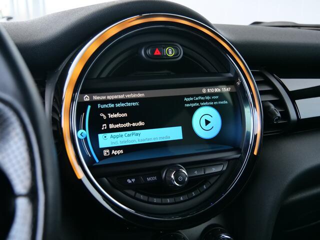 Mini John Cooper Works Mini 2.0 Chili 232 Pk Automaat DAB / Navigatie / 18 inch / Camera / Winterpakket