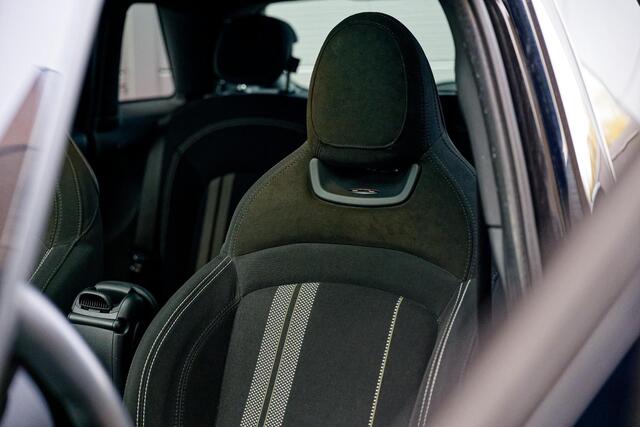 Mini John Cooper Works Mini 1.5 Cooper Panoramadak, Black Pack, Key Less