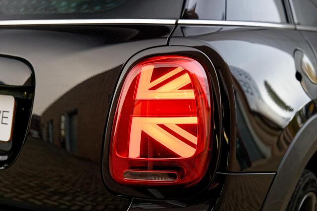 Mini John Cooper Works Mini 1.5 Cooper Panoramadak, Black Pack, Key Less