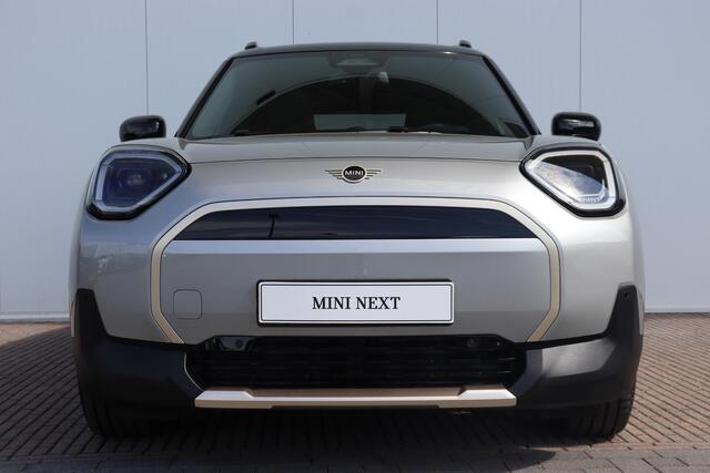 Mini MINI Aceman E Favoured M 42.5 kWh Stuurwiel verwarming/ Comfort Access/ panoramadak/ Head-Up Display/ Stoelverwarming