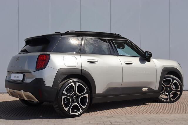 Mini MINI Aceman E Favoured M 42.5 kWh Stuurwiel verwarming/ Comfort Access/ panoramadak/ Head-Up Display/ Stoelverwarming