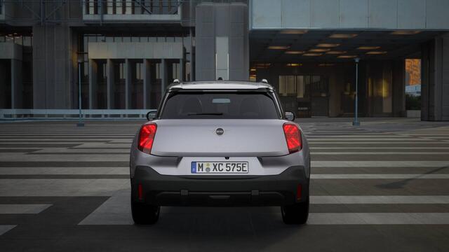 Mini MINI Aceman E / Classic / Pakket L / 18 inch Slide Spoke 2-tone