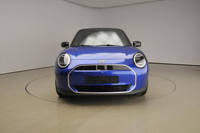 Mini MINI 3-deurs E | Favoured Trim + Package L | Panoramadak | Achteruitrijcamera | Head-up display | Harman/Kardon |