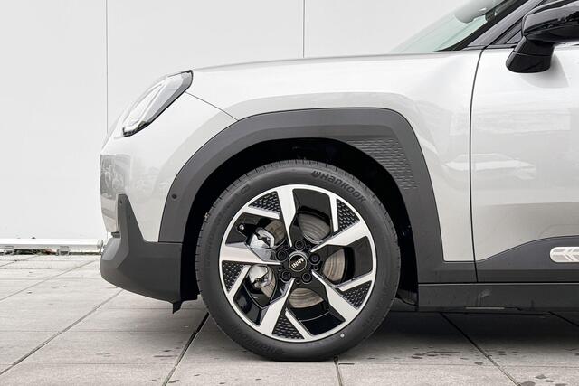 Mini MINI Aceman E Classic M Pakket S / Stuurwielrand Verwarming / Comfort Acces / Binnen & Buitenspiegel Automatisch Dimmend / Driving Assistant / Head Up Display / 18 Inch