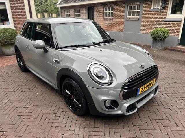 Mini MINI 1.5 Cooper JCW Pack, Navi, Carplay, Sportstoelen, NL-auto