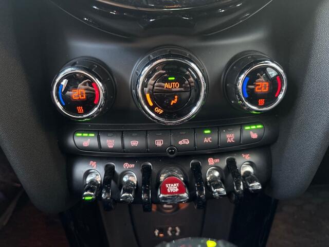 Mini MINI 2.0 COOPER S 60 YEAR AUTOMAAT LEDER LMV NAVI PDC HEDUPDSPL