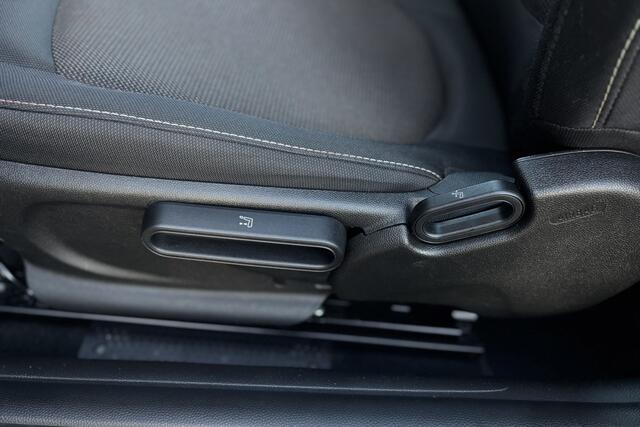 Mini ONE Mini 1.5 Chili | Panodak | Apple Carplay | Stoelverwarming | PDC V+A