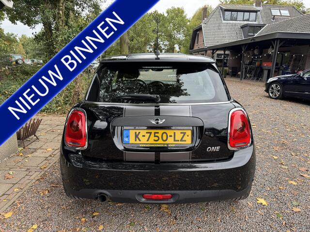 Mini ONE Mini 1.2 Business