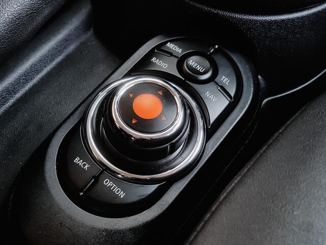 Mini ONE Mini 1.5 ONE-D BUSINESS EDITION SPORTLEDER NAVI AIRCO 6VERSN LMV PDC