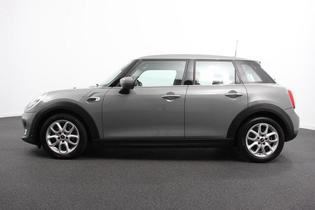 Mini ONE 1.5 Automaat One Pepper Matrix Led koplampen Climate Control Parkeersensoren Cruise Control Adaptive Soelverwarming Union Jack lampen Camera