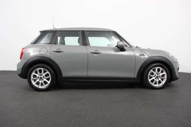 Mini ONE 1.5 Automaat One Pepper Matrix Led koplampen Climate Control Parkeersensoren Cruise Control Adaptive Soelverwarming Union Jack lampen Camera