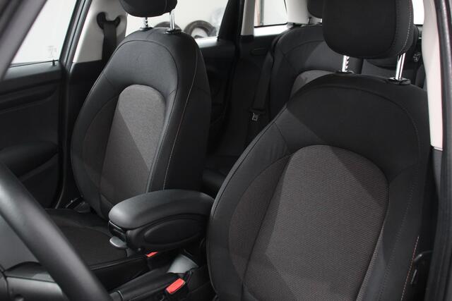 Mini ONE 1.5 Automaat One Pepper Matrix Led koplampen Climate Control Parkeersensoren Cruise Control Adaptive Soelverwarming Union Jack lampen Camera