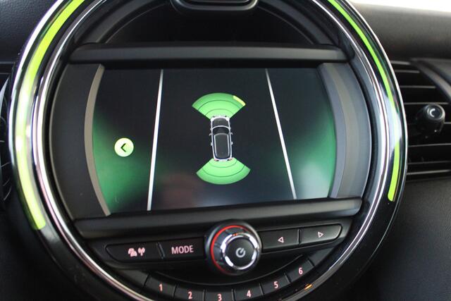 Mini ONE Hatchback Pepper Automaat / LED / Park Assistant / Stoelverwarming /