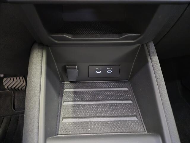 Mitsubishi ASX 1.6 HEV AT First Edition