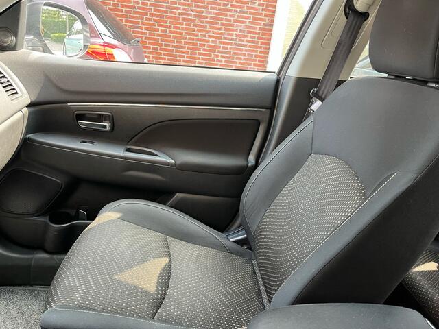 Mitsubishi ASX 1.6 Cleartec Invite+ , BOEKJES, NAP EN ONDERHOUDSHISTORIE