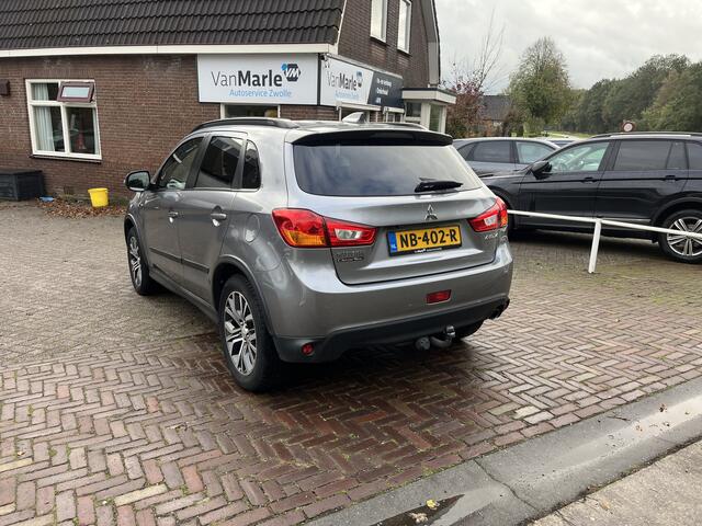 Mitsubishi ASX 1.6 Cleartec Intense TREKHAAK CLIMA CARPLAY CRUISE