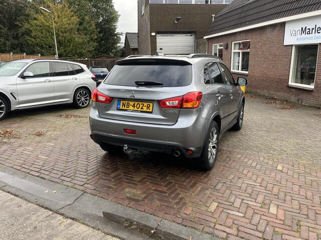 Mitsubishi ASX 1.6 Cleartec Intense TREKHAAK CLIMA CARPLAY CRUISE