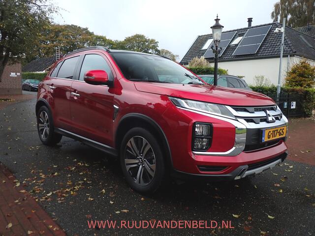 Mitsubishi ASX 2.0 Instyle PANODAK/SPORTLEER/CAMERA/NAVI/CARPLAY