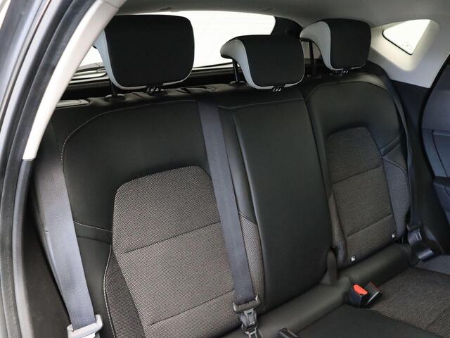 Mitsubishi ASX 1.6 PHEV AT Instyle | Stoel en stuurverwarming | Achteruitrij camera | Adaptieve Cruise Control |