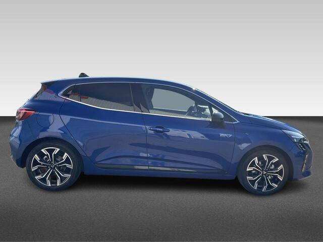 Mitsubishi COLT 1.6 HEV Intense+ Van ¤ 31.095,- voor ¤ 28.530,-