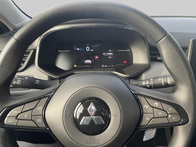 Mitsubishi COLT 1.0 MT Pure AppleCarplay / AndroidAuto