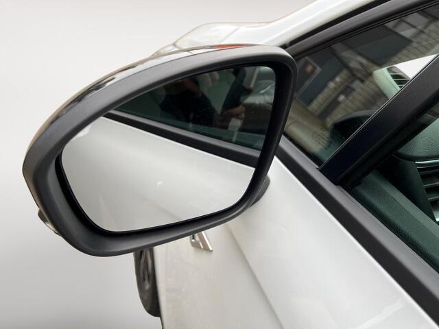 Mitsubishi COLT 1.6 HEV Intense | 2500 EURO KORTING | 8 JAAR GARANTIE | SNEL LEVERBAAR |