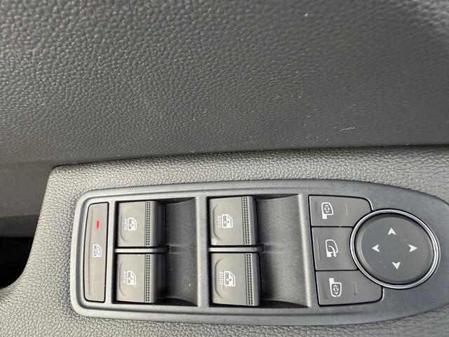 Mitsubishi COLT 1.6 HEV Intense Nieuw uit voorraad leverbaar! 8 jaar garantie