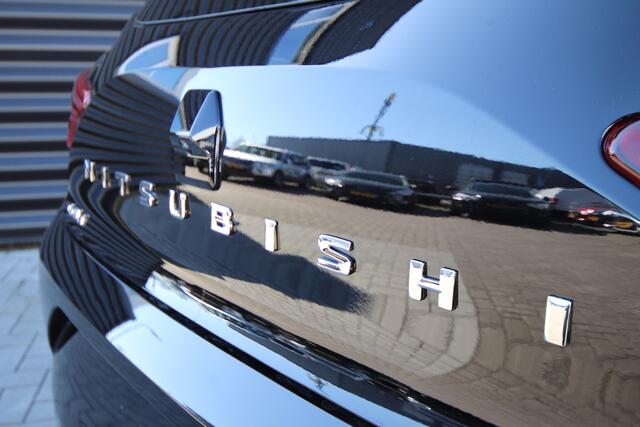 Mitsubishi COLT 1.6 HEV Instyle Onyx Black