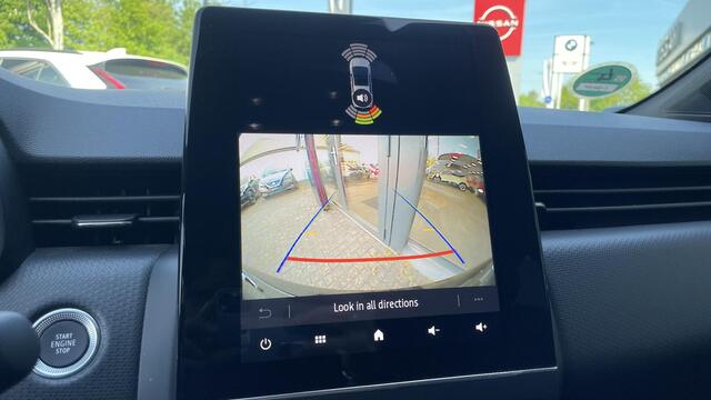 Mitsubishi COLT 1.6 HEV First Edition