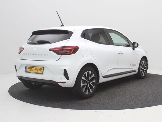 Mitsubishi COLT 1.0T MT Intense / Navigatie / Apple CarPlay & Android Auto / Cruise Control / Airco Climate Control / LMV / 8 Jaar Fabrieksgarantie / LED verlichting /