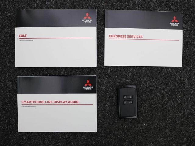 Mitsubishi COLT 1.0T MT Intense / Navigatie / Apple CarPlay & Android Auto / Cruise Control / Airco Climate Control / LMV / 8 Jaar Fabrieksgarantie / LED verlichting /