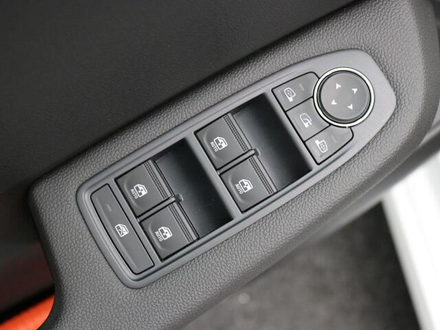 Mitsubishi COLT 1.0T MT Intense / Navigatie / Apple CarPlay & Android Auto / Cruise Control / Airco Climate Control / LMV / 8 Jaar Fabrieksgarantie / LED verlichting /