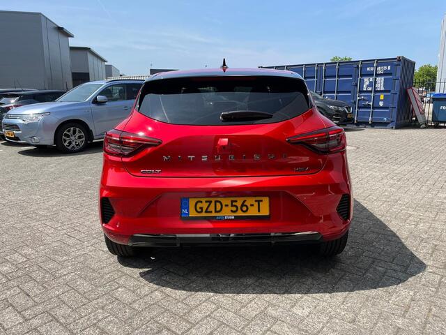 Mitsubishi COLT 1.6 HEV First Edition