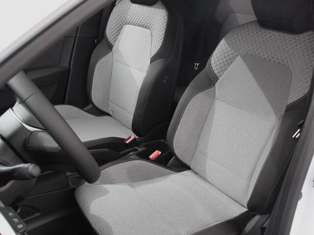 Mitsubishi COLT 1.6 HEV Automaat Intense Navigatie d.m.v. Apple Carplay/Android Auto Camera Climate Control Cruise Control Lichtmetalen velgen Extra Getint Glas Digitale Cockpit