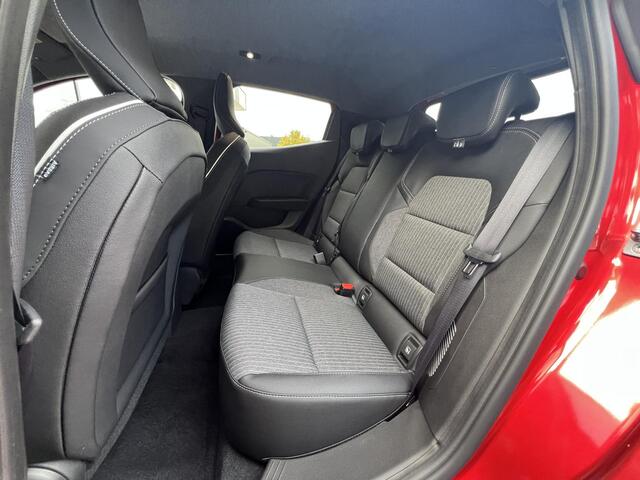 Mitsubishi COLT 1.6 HEV Intense+ | DIRECT UIT VOORRAAD LEVERBAAR MET EXTRA VOORRAADVOORDEEL | RIJKLAAR!