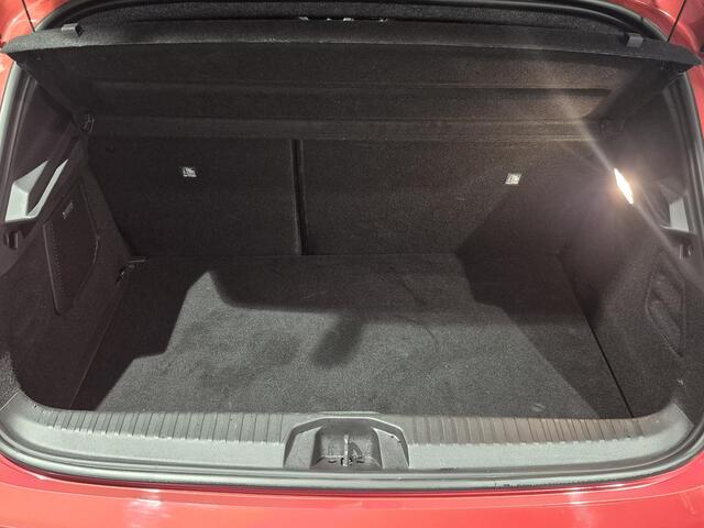 Mitsubishi COLT 1.0T MT Instyle Achteruitrijcamera| Groot scherm Navigatie