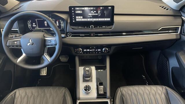 Mitsubishi OUTLANDER 2.4 PHEV Instyle