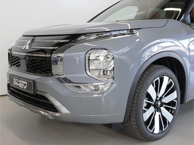 Mitsubishi OUTLANDER 2.4 PHEV Instyle+ | Uit voorraad leverbaar | 1600 KG trekgewicht | 85 km elektrisch rijbereik |