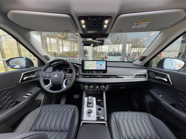 Mitsubishi OUTLANDER 2.4 PHEV Instyle | DEMO