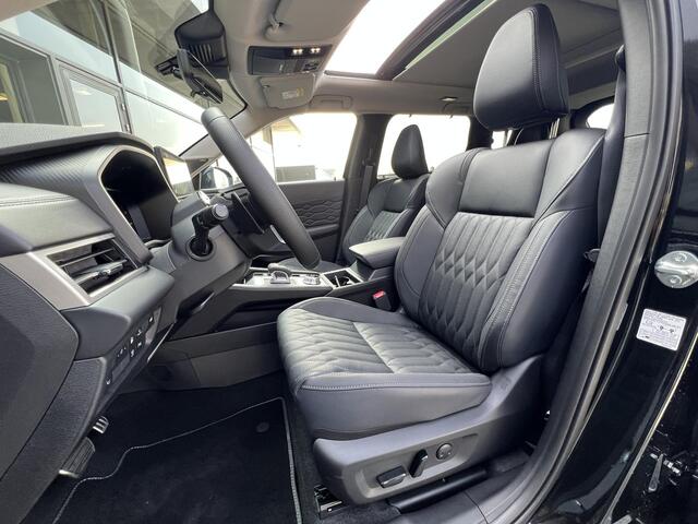 Mitsubishi OUTLANDER 2.4 PHEV Instyle | DEMO