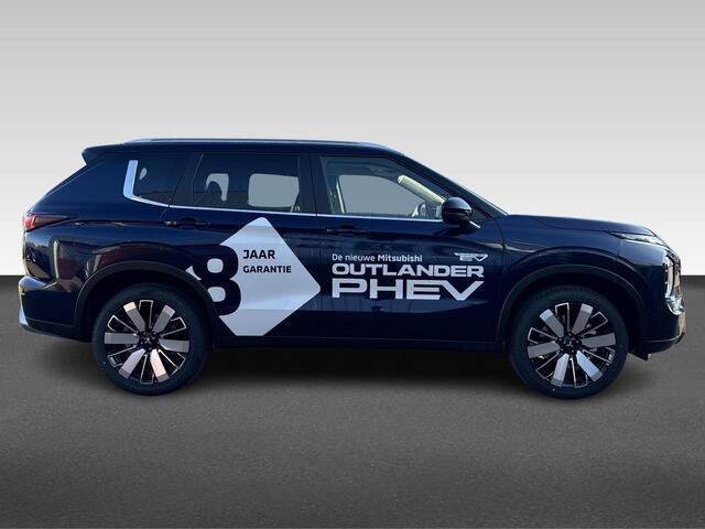 Mitsubishi OUTLANDER 2.4 PHEV First Edition