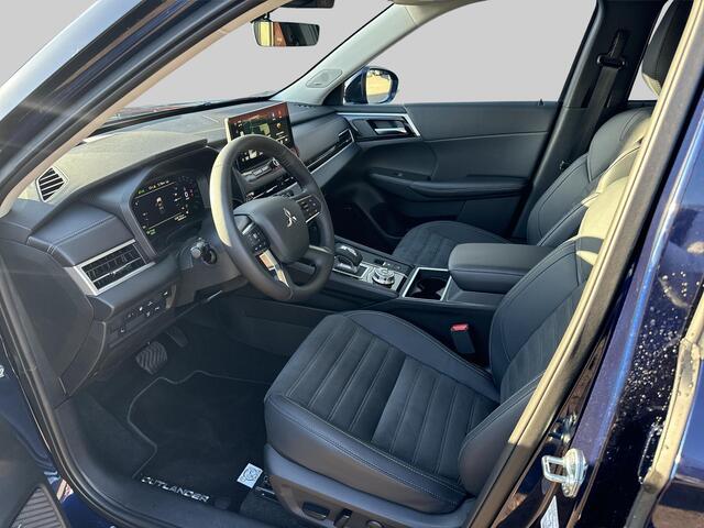 Mitsubishi OUTLANDER 2.4 PHEV First Edition