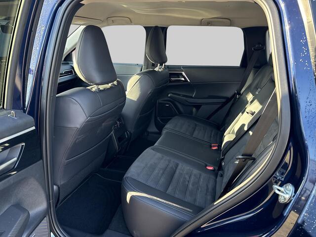 Mitsubishi OUTLANDER 2.4 PHEV First Edition